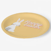 Happy Ostertext mit sonniger Orange Pappteller (Schrägansicht)