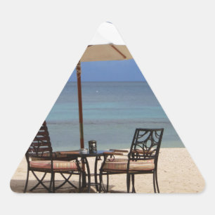 Happy Out Dreieckiger Aufkleber