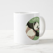 Happy Panda riecht Blossom Natur Lover Cartoon Jumbo-Tasse (Vorderseite Rechts)