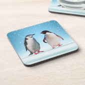 Happy Penguin Paar and Hearts Getränkeuntersetzer (Linke Seite)