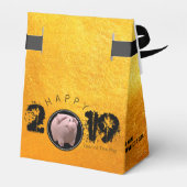 Happy PIg Jahr 2019 Original 3D Gold Gefälligkeit  Geschenkschachtel (Rückseite)
