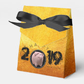 Happy PIg Jahr 2019 Original 3D Gold Gefälligkeit  Geschenkschachtel (Vorderseite)