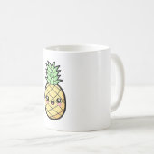 Happy Pineapple – Cute Kawaii Illustration Kaffeetasse (VorderseiteRechts)