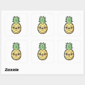 Happy Pineapple – Cute Kawaii Illustration Quadratischer Aufkleber (Blatt)