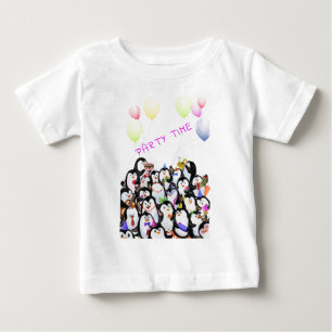Happy Pinguins Party Cartoon Zeichnend - Niedlich Baby T-shirt