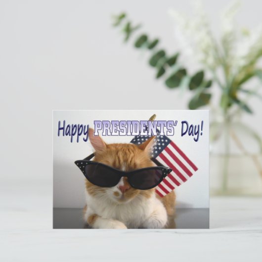 Happy President' Day Cool Cat with Flag Postcard Postkarte (Stehend Vorderseite)