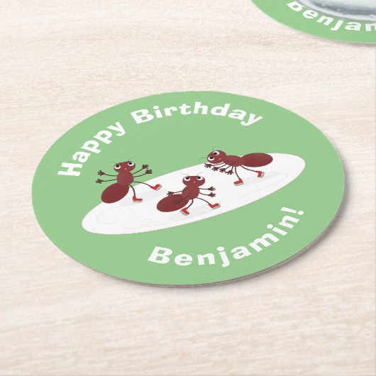 Happy Red Amants Eis Skaten Cartoon Runder Pappuntersetzer (Angewinkelt)