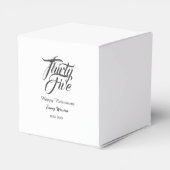 Happy retirement bold letter name year elegant sim geschenkschachtel (Rückseite)