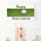 Happy Retirement mit Golfball auf grünem Gras Banner (Insitu)