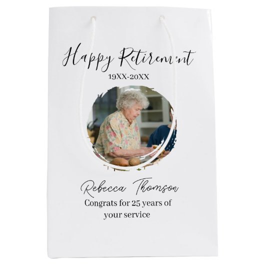 Happy retirement year name circle photo retired mittlere geschenktüte (Vorderseite)