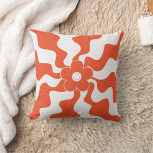 Happy Retro Daisy in Orange und White Kissen