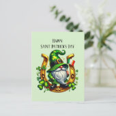 Happy Saint Patrick's Day gnome Feiertagspostkarte (Stehend Vorderseite)