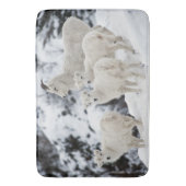 Happy Sheep Family Badematte (Vorderseite Vertikal)