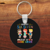 Happy Six Seven Day Of Third Grade Student Back To Schlüsselanhänger (Vorderseite)