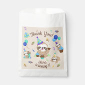 Happy Sloth Birthday Party Thank You Geschenktütchen (Vorderseite)