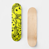Happy Smile Trippy Skateboard Deck (Vorderseite)