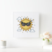 Happy Smiling Sun Cartoon - Minimalist Kawaii Suns Quadratische Wanduhr (Zuhause)