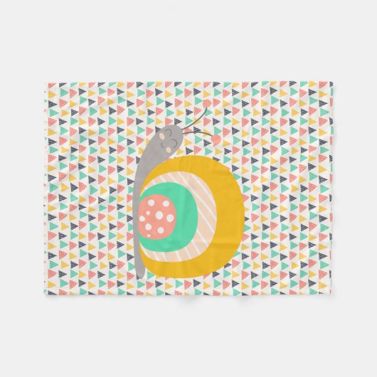 Happy Snail auf Dreiecken Fleecedecke (Vorderseite (Horizontal))