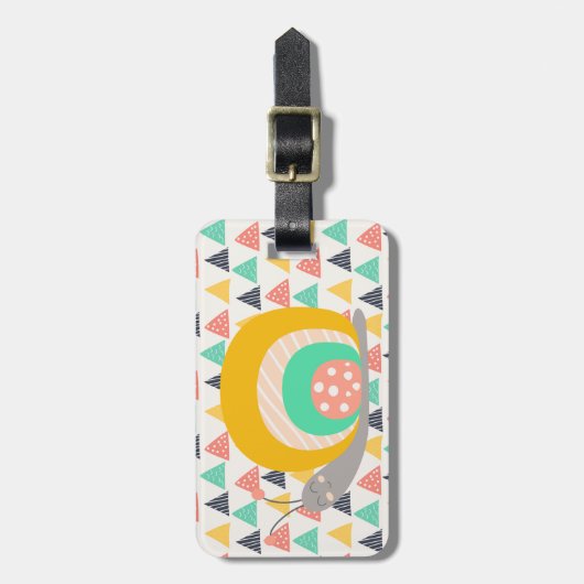 Happy Snail auf Dreiecken Gepäckanhänger (Vorderseite vertikal)