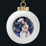 Happy Snowman Art Keramik Kugel-Ornament<br><div class="desc">Traditionelles Weihnachtsgemälde von einem glücklichen Schneemann auf niedlichen,  dekorativen Ornamenten.</div>
