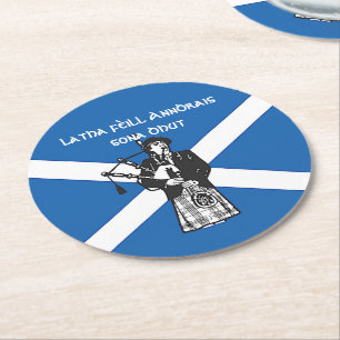 Happy St Andrews Day Flag Bagpiper Runder Pappuntersetzer