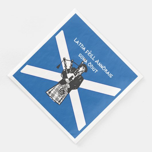 Happy St Andrews Day Flag Bagpiper Serviette (Ecke)