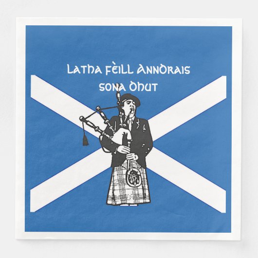 Happy St Andrews Day Flag Bagpiper Serviette (Vorderseite)