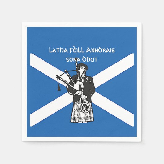 Happy St Andrews Day Flag Bagpiper Small Serviette (Vorderseite)