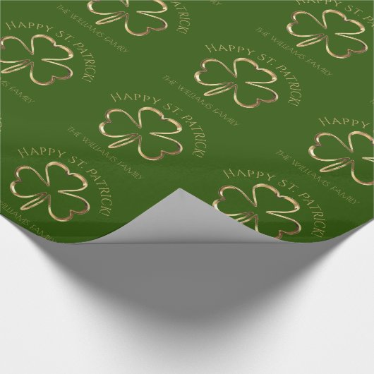 Happy St. Patrick Green und Gold Clover Kleeblatt Geschenkpapier (Ecke)