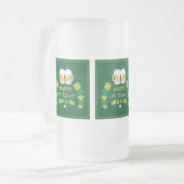 Happy St. Patricks Day Beer and Clovers Mattglas Bierglas (Vorderseite Links)