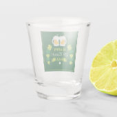 Happy St. Patricks Day Beer and Clovers Schnapsglas (Rückseite)