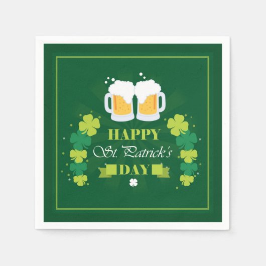 Happy St. Patricks Day Beer and Clovers Serviette (Vorderseite)