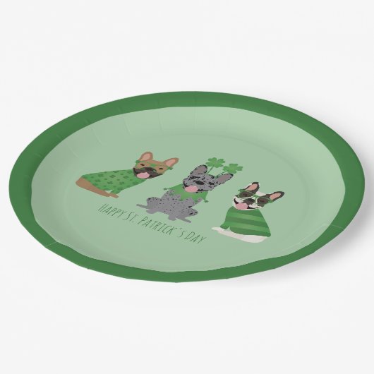 Happy St Patricks Day French Bulldogs Pappteller (Schrägansicht)