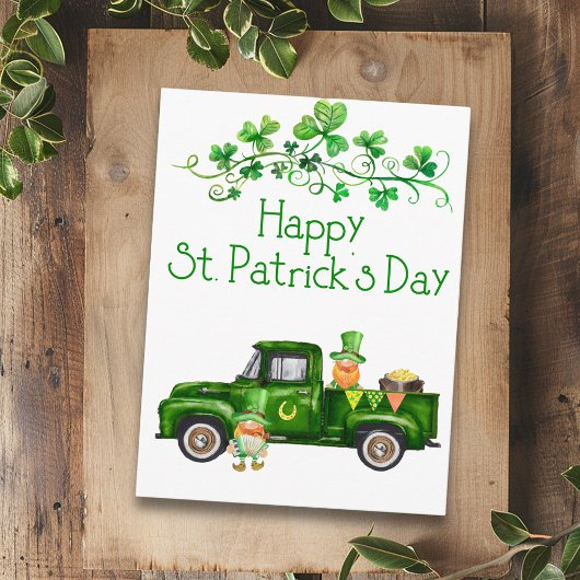 Happy St. Patrick's Day Green Truck Gnomes Postkarte
