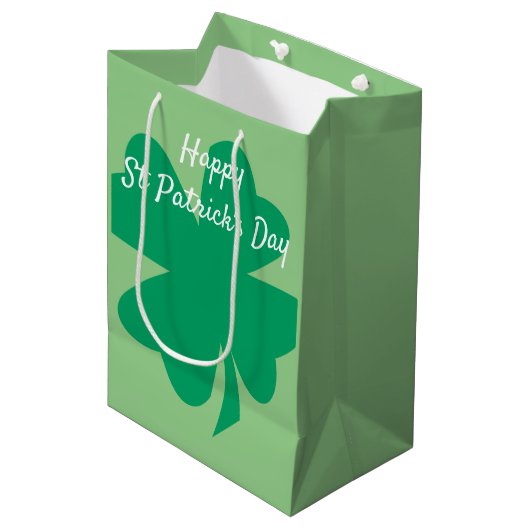 Happy St Patrick's Day Kleeblatt Leaf Irish Custom Mittlere Geschenktüte (Vorderseite Schrägansicht)