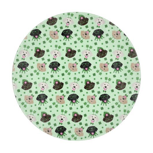 Happy St Patricks Day Labrador Retriever Hunde Schneidebrett (Vorderseite)
