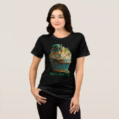 Happy St. Patrick's Day Lucky Cupcake Tri-Blend Shirt (Vorderseite voll)