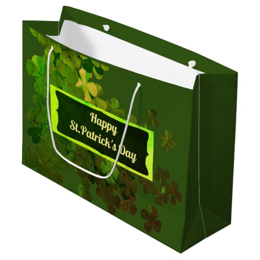 Happy St.Patrick's Day, personalisiert große Gesch Geschenktüte (Vorderseite Schrägansicht)