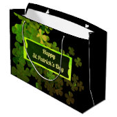 Happy St.Patrick's Day, personalisiert große Gesch Geschenktüte (Rückseite Schrägansicht)