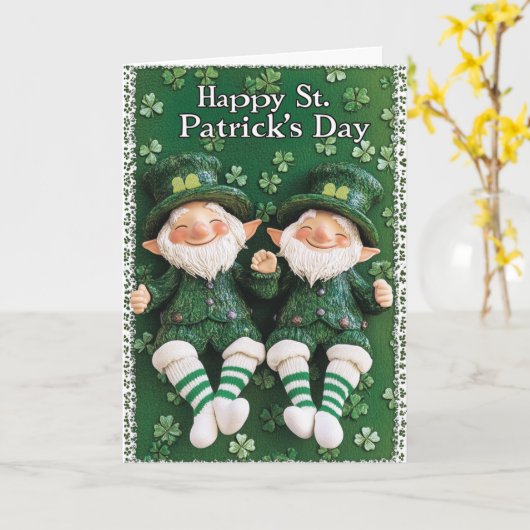 Happy St. Patrick's Day und zwei Leprechaun Karte (Gelbe Blume)