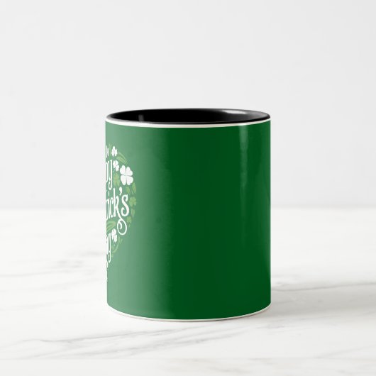 Happy St Patrick's Day Zweifarbige Tasse (Mittel)