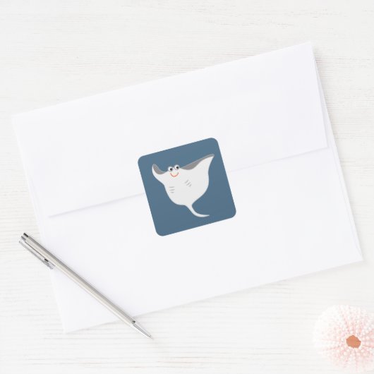 Happy Stingray Quadratischer Aufkleber (Umschlag)