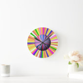 Happy Stripes with Center Sphere Runde Wanduhr (Zuhause)