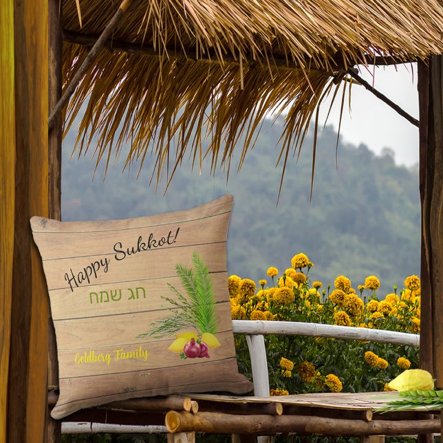 Happy Sukkot Etrog Lulav Rustic Wood Kissen (Von Creator hochgeladen)