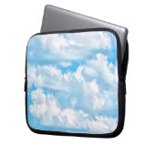Happy Sunny Clouds Hintergrund Laptopschutzhülle (Vorderseite Links)