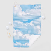 Happy Sunny Clouds Light Blue Sky Hintergrund Golfhandtuch (Insitu)