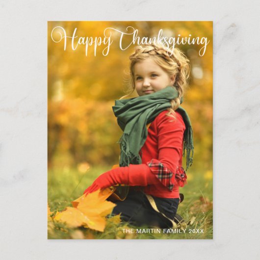 Happy Thanksgiving Script Overlay Family Foto Postkarte (Vorderseite)