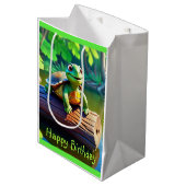 Happy Turtle Medium Geschenktasche Mittlere Geschenktüte (Vorderseite Schrägansicht)