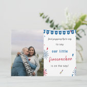 Happy Unabhängigkeit 4. july Baby schwanger Foto Ankündigung (Stehend Vorderseite)