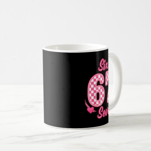 Happy Valentine’s Day 67 Meme Hearts Coquette Bow  Kaffeetasse (VorderseiteRechts)
